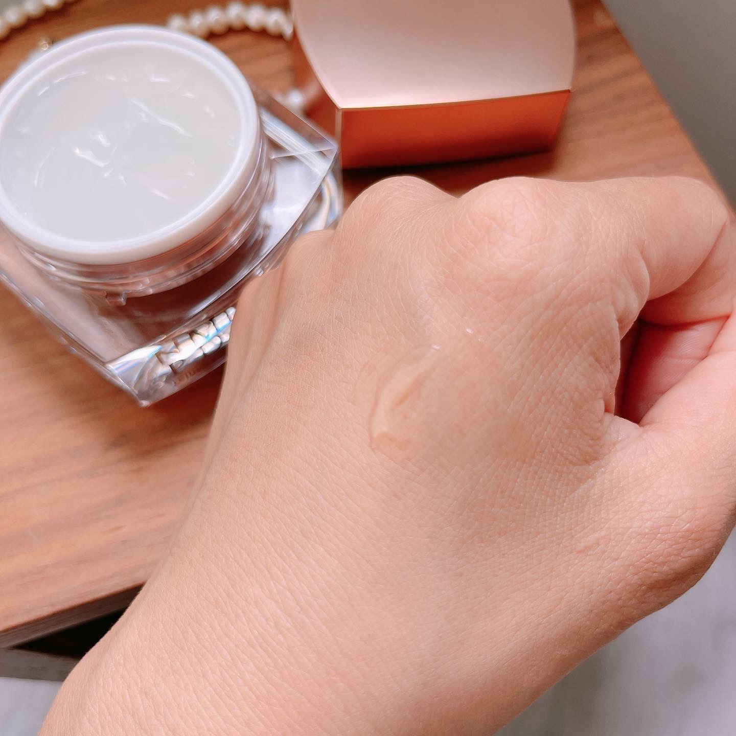 リジュビネイティブセラム/NMNPDS/オールインワン化粧品を使ったクチコミ（3枚目）