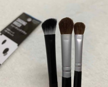 UR GLAM　SHADING BRUSH/U R GLAM/メイクブラシを使ったクチコミ（2枚目）