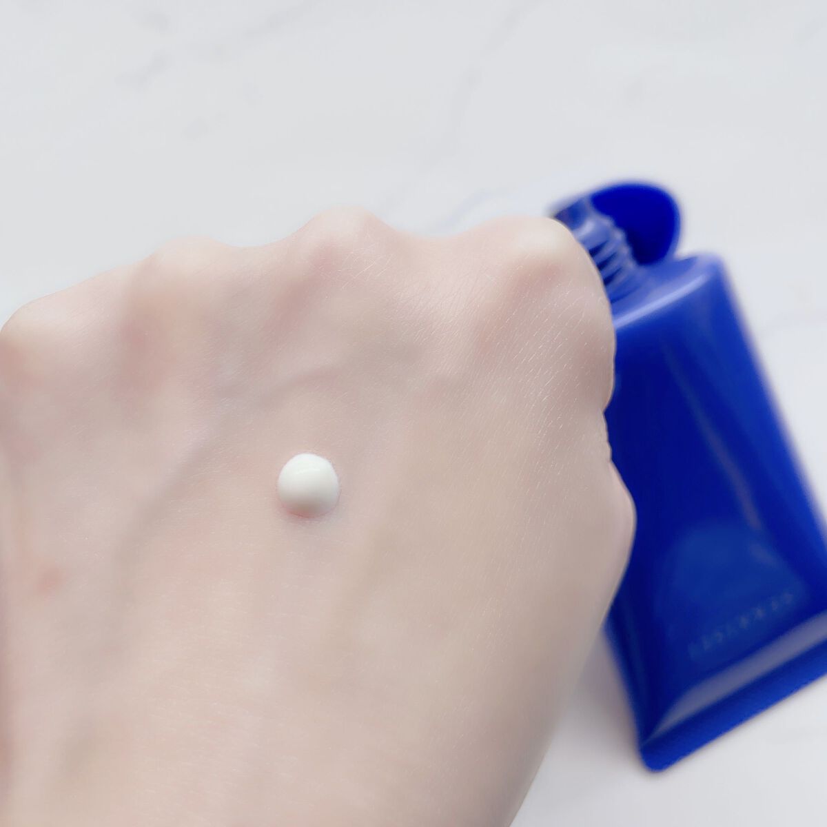 クリアウェルネス UVエッセンスジェル/雪肌精/日焼け止めジェルを使ったクチコミ(5枚目)