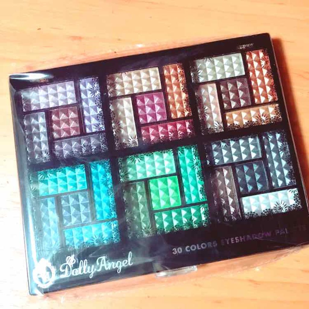 minamo(ミナモ) ドールエンジェル×ドン・キホーテ30色パレット