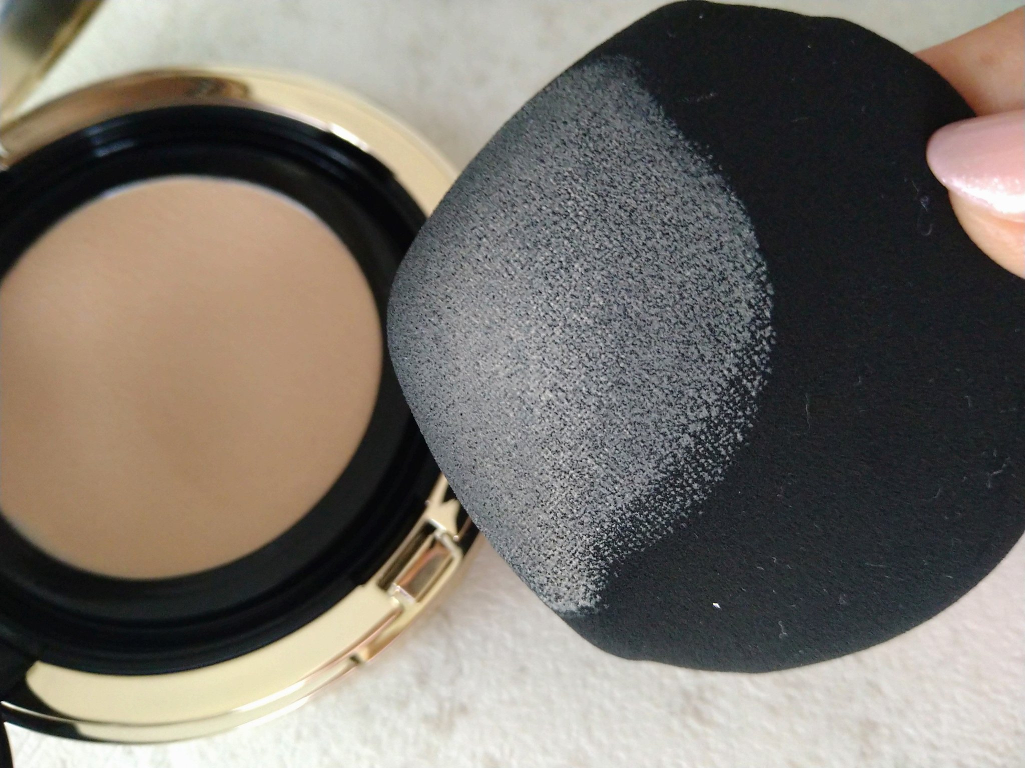 BIONIA エアファンデーションブラシ/コラリッチ/メイクアップキットを使ったクチコミ（3枚目）