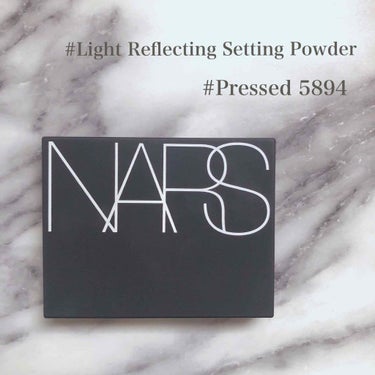 □NARS ナーズ
□ライトリフレクティングセッティングパウダー プレストN 5894
□透明感のある、軽い仕上がり。
□フォトクロミックテクノロジーがどんな光も調整し、一日中肌を美しく。光を操ることで