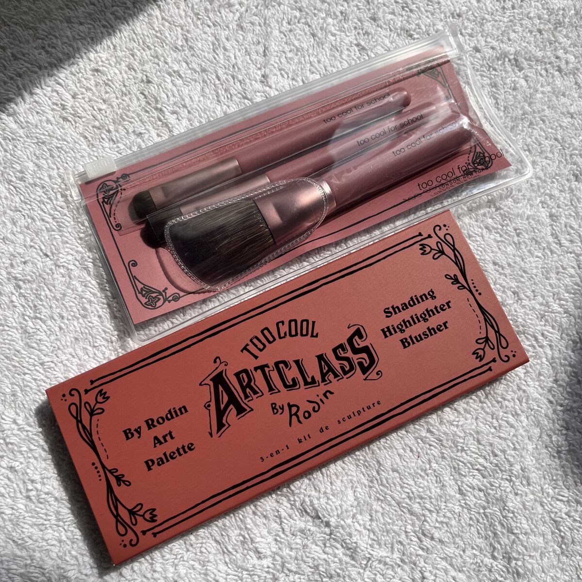 バイロダン アートパレットⅡ/too cool for school/メイクアップキットを使ったクチコミ（2枚目）