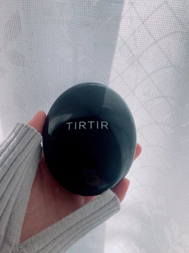 TIRTIR　マスクフィットクッション　17C

【GOOD POINT☺️】
パケがオシャレ
鏡が大きい
保湿力高め
カバー力◎
持久力◎
マスクの擦れ◎
パフがファンデを吸わない素材で長持ちする

