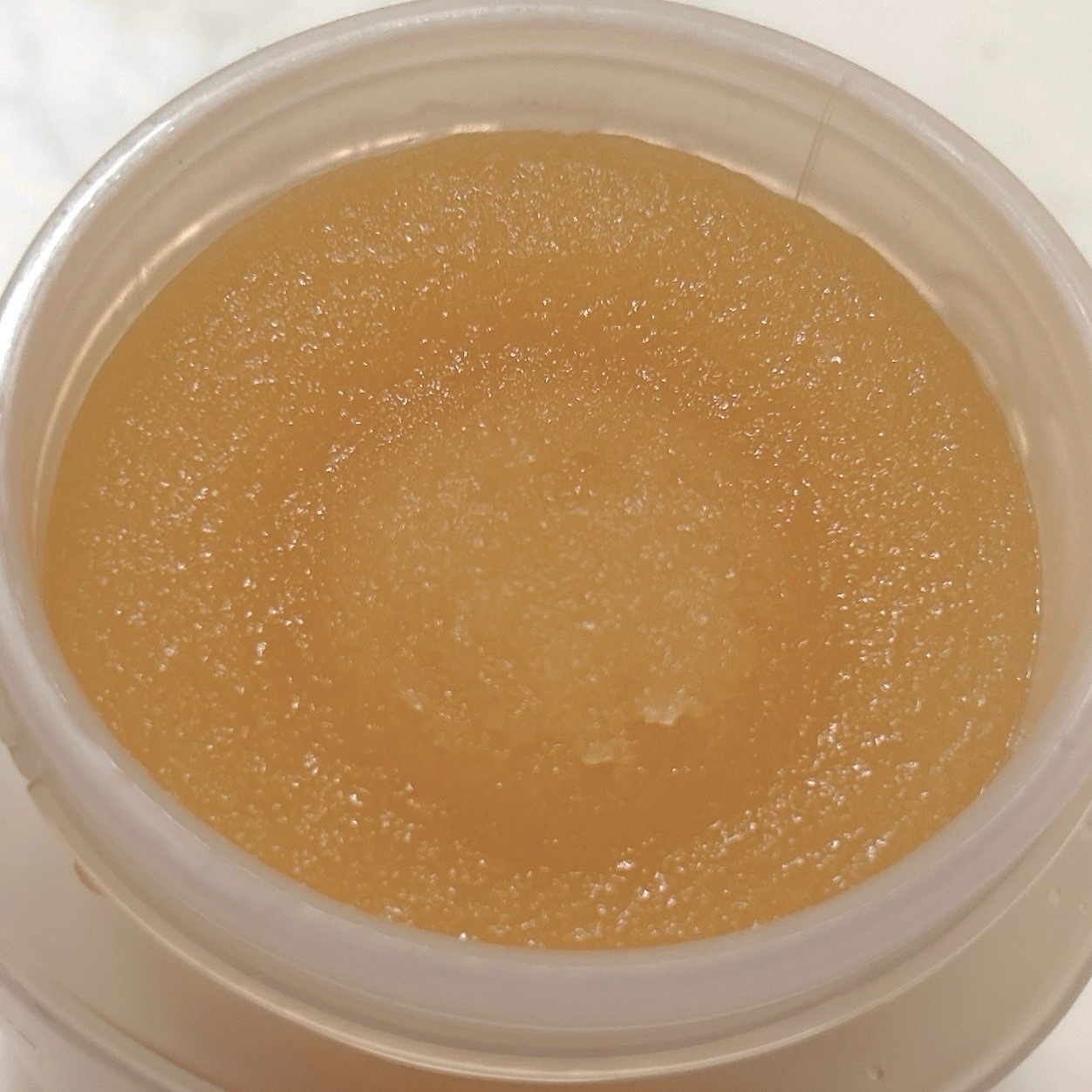 ジョバンニ シュガー ボディスクラブ ゴールデンハニー/giovanni/ボディスクラブを使ったクチコミ（2枚目）