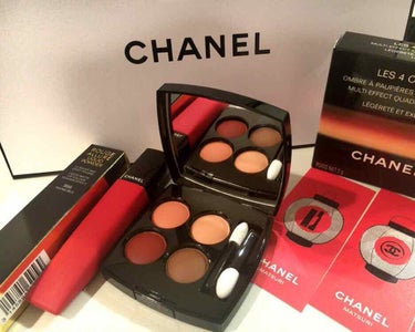 ★CHANEL★
•レ キャトル オンブル レジェルテ エ エクスペリヤンス ¥7,000
•ルージュアリュールリクィッドパウダー 956 アンヴァンシーヴル ¥4,200

今日CHANELのお祭り最