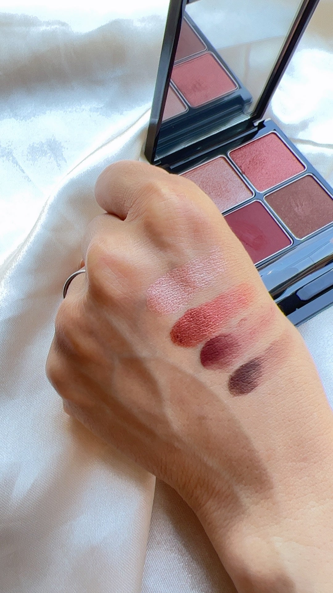 &be パレットアイシャドウ/&be/アイシャドウパレットを使ったクチコミ(4枚目)