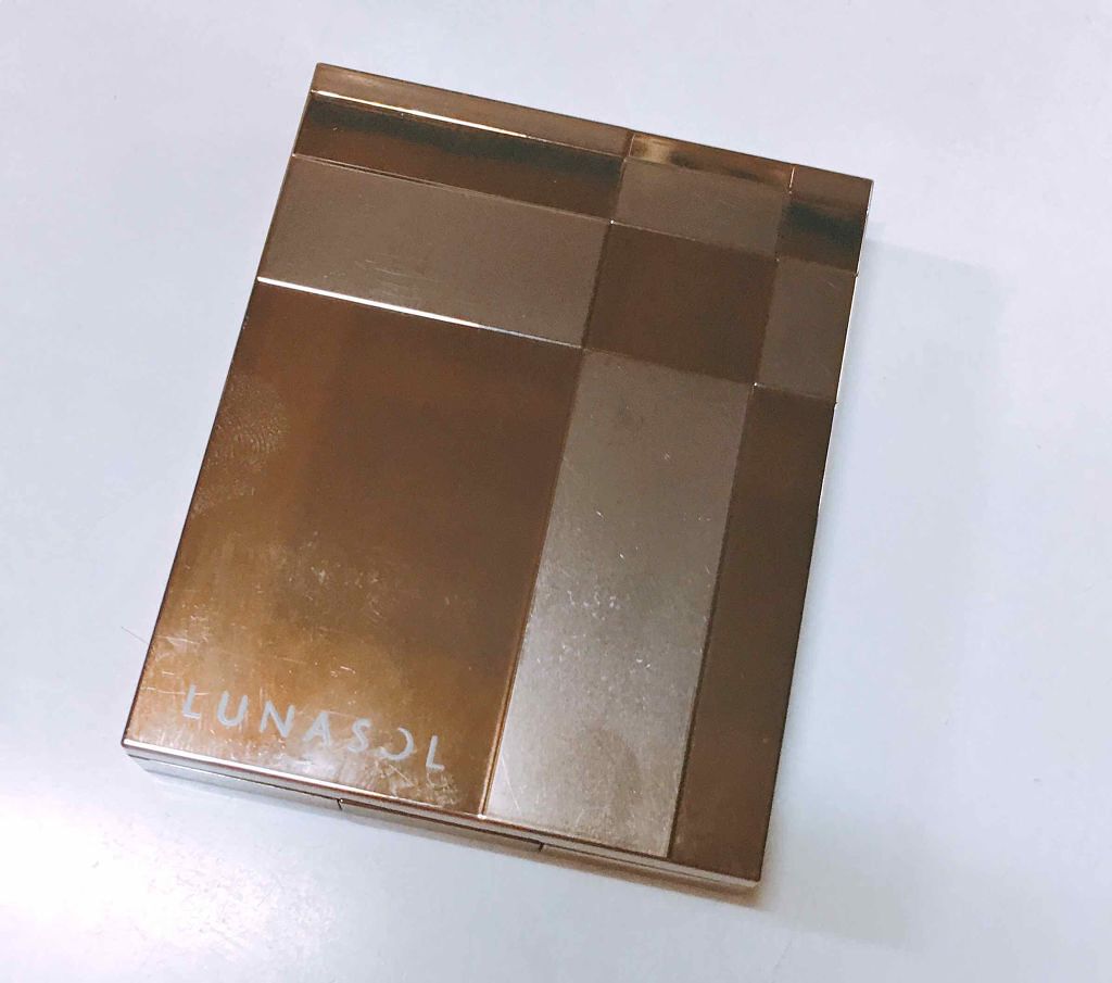 スキンモデリングアイズ/LUNASOL/アイシャドウパレットを使ったクチコミ(1枚目)