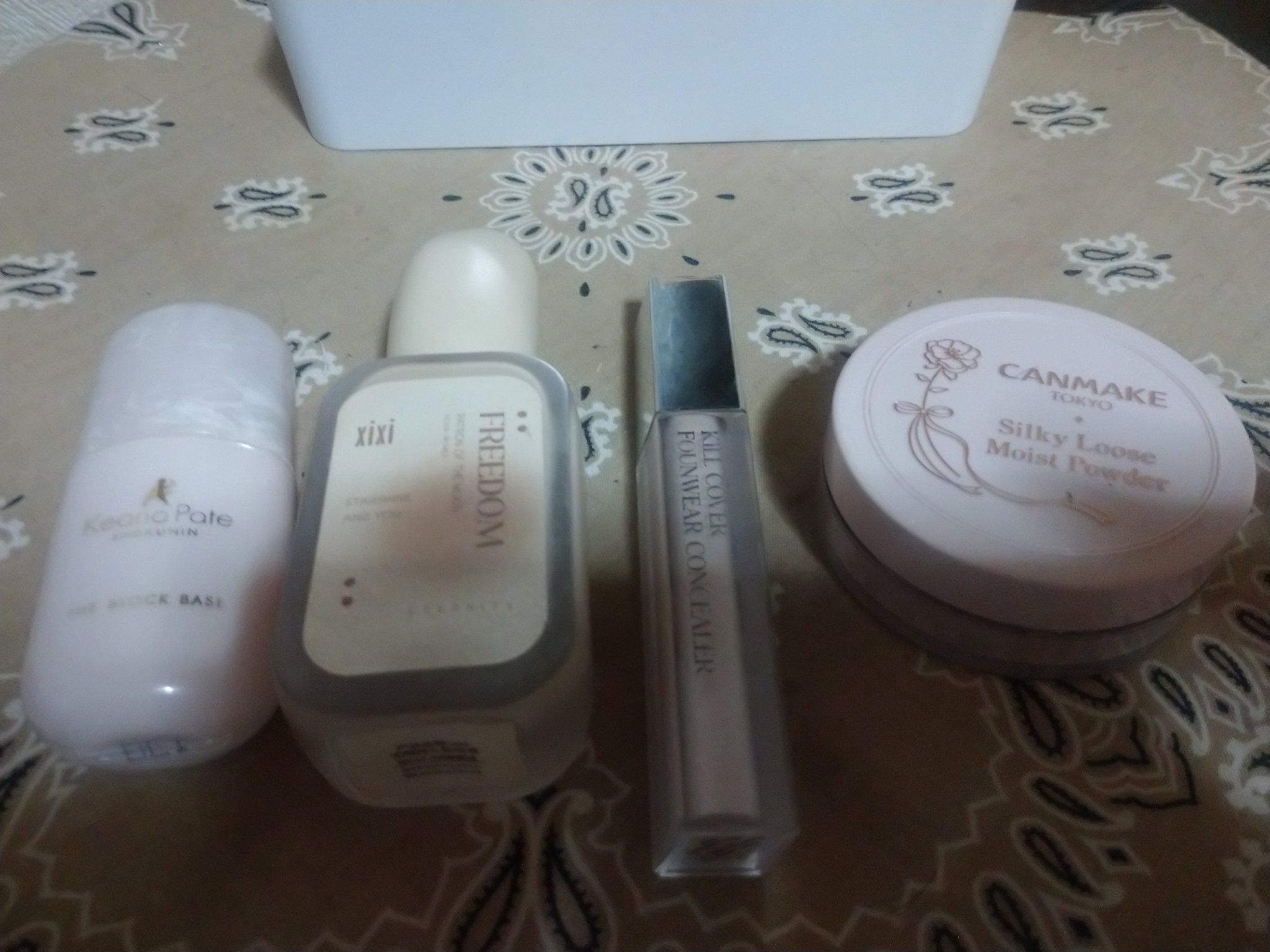 フリーダムリキッドファンデーション/xixi/リキッドファンデーションを使ったクチコミ（1枚目）