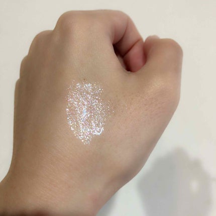 グリッター&グロウ リキッドアイシャドウ/stila/グリッターを使ったクチコミ(3枚目)