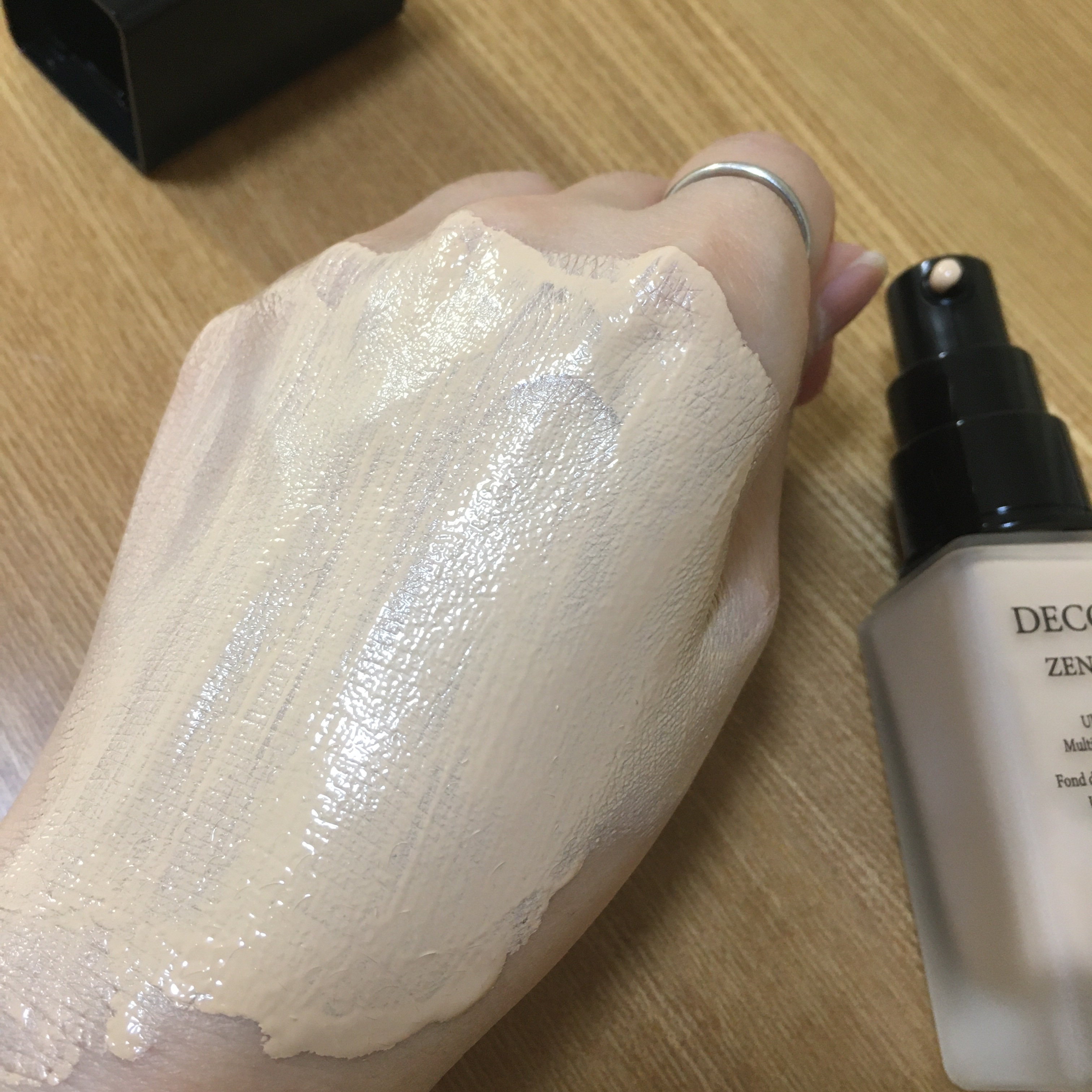 ゼン ウェア フルイド N22/DECORTÉ/リキッドファンデーションを使ったクチコミ（3枚目）