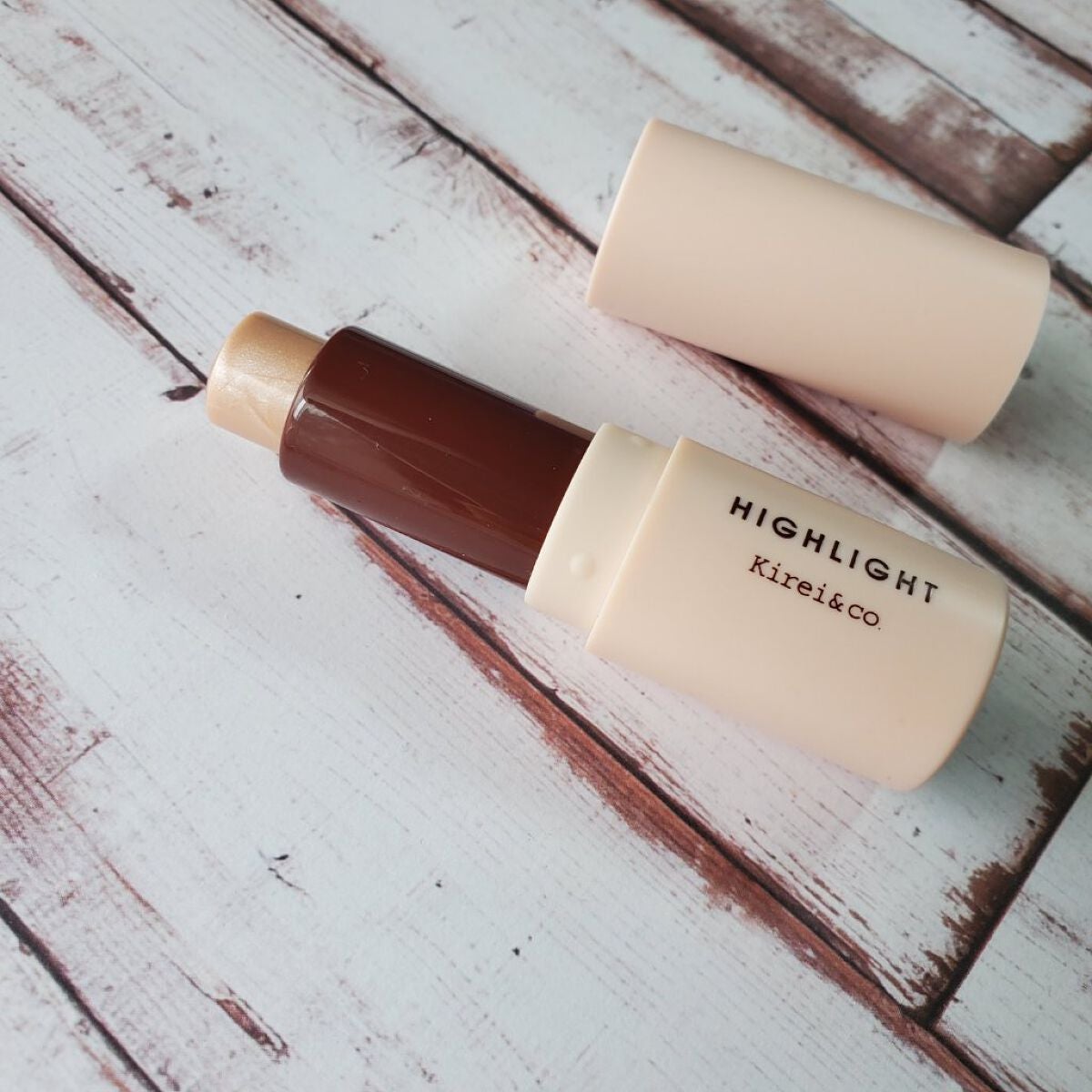 グロウスティックハイライト/Kirei&co./スティックハイライトを使ったクチコミ(2枚目)