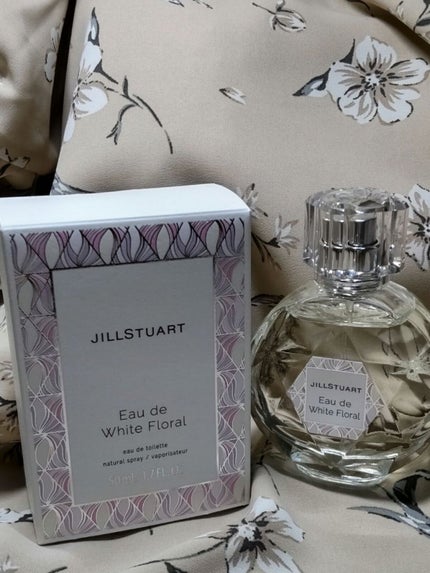 ジルスチュアート オード ホワイトフローラル/JILL STUART/香水(レディース)を使ったクチコミ(4枚目)