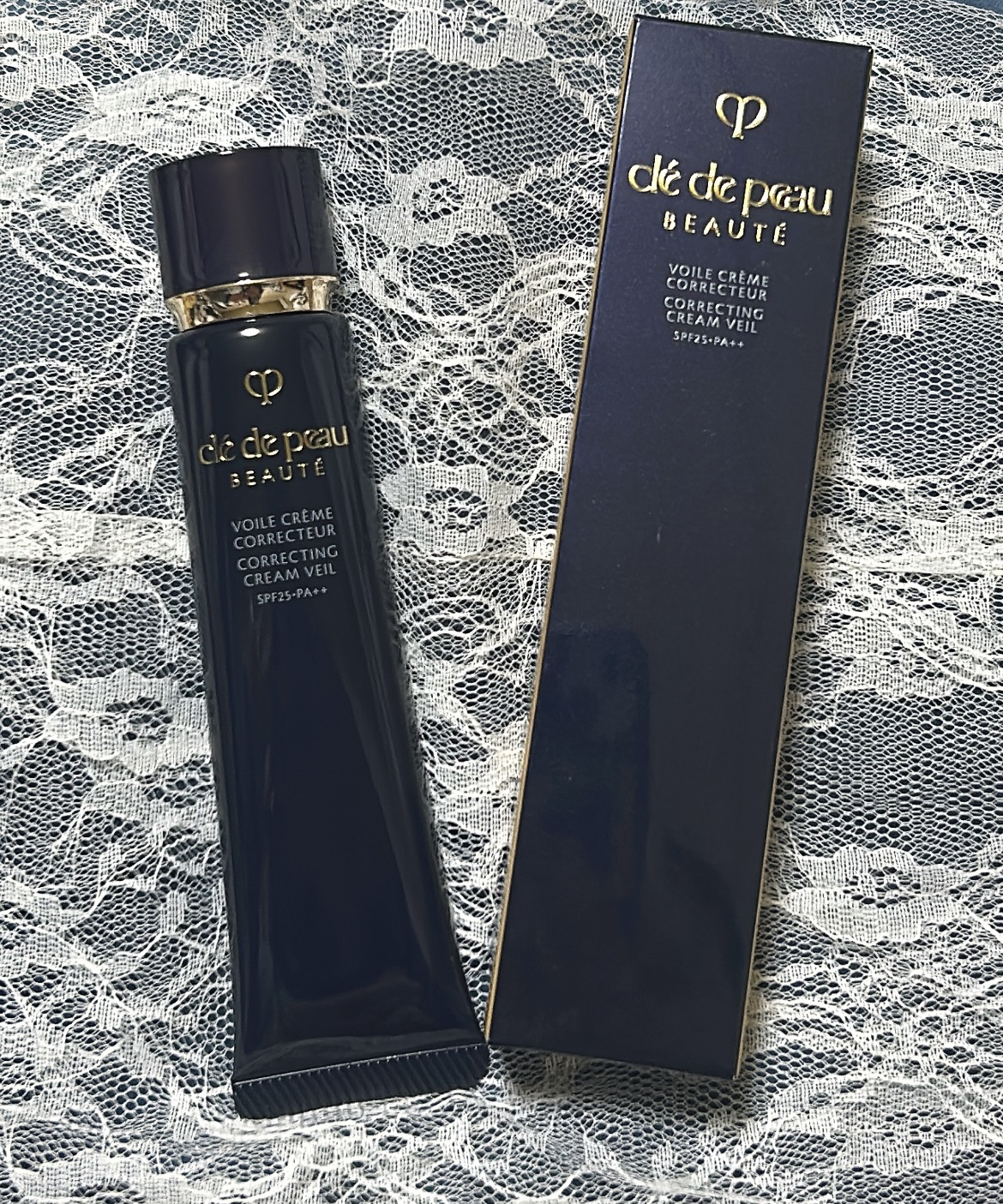 #殿堂入り美肌下地👑

【使った商品】
クレ・ド・ポー ボーテ　ヴォワールコレクチュールｎ　40g　¥7,700

色々デパコス下地使ってきた中で、リピ買いするほど愛用したのはこれとポルジョのモイスチュアライジングのプライマーのみです！
