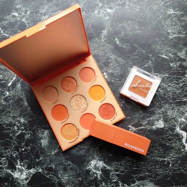 ORANGE YOU GLAD/ColourPop/アイシャドウパレットを使ったクチコミ（3枚目）