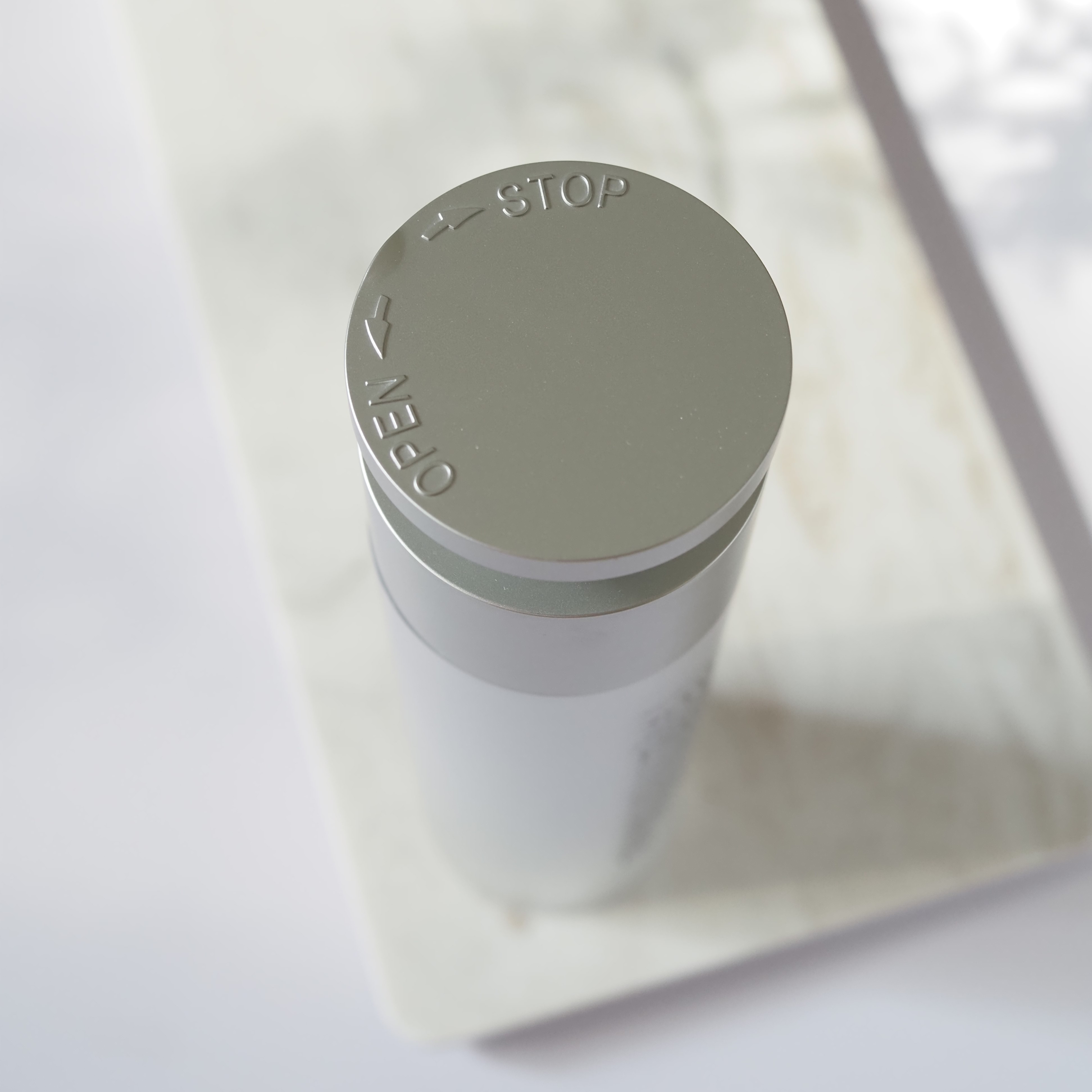 モレキュラーリペアヘアセラム/MQURE/アウトバストリートメントを使ったクチコミ（3枚目）