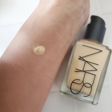 ライトリフレクティング ファンデーション/NARS/リキッドファンデーションを使ったクチコミ（2枚目）