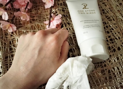 オイルクレンジングバーム ホワイトプレミアム/ONE STONE TWO BIRDS/クレンジングバームを使ったクチコミ(4枚目)