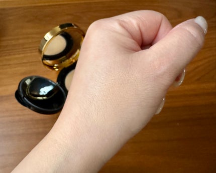 ラディアント タッチ グロウパクト/YVES SAINT LAURENT BEAUTE/クッションファンデーションを使ったクチコミ(4枚目)