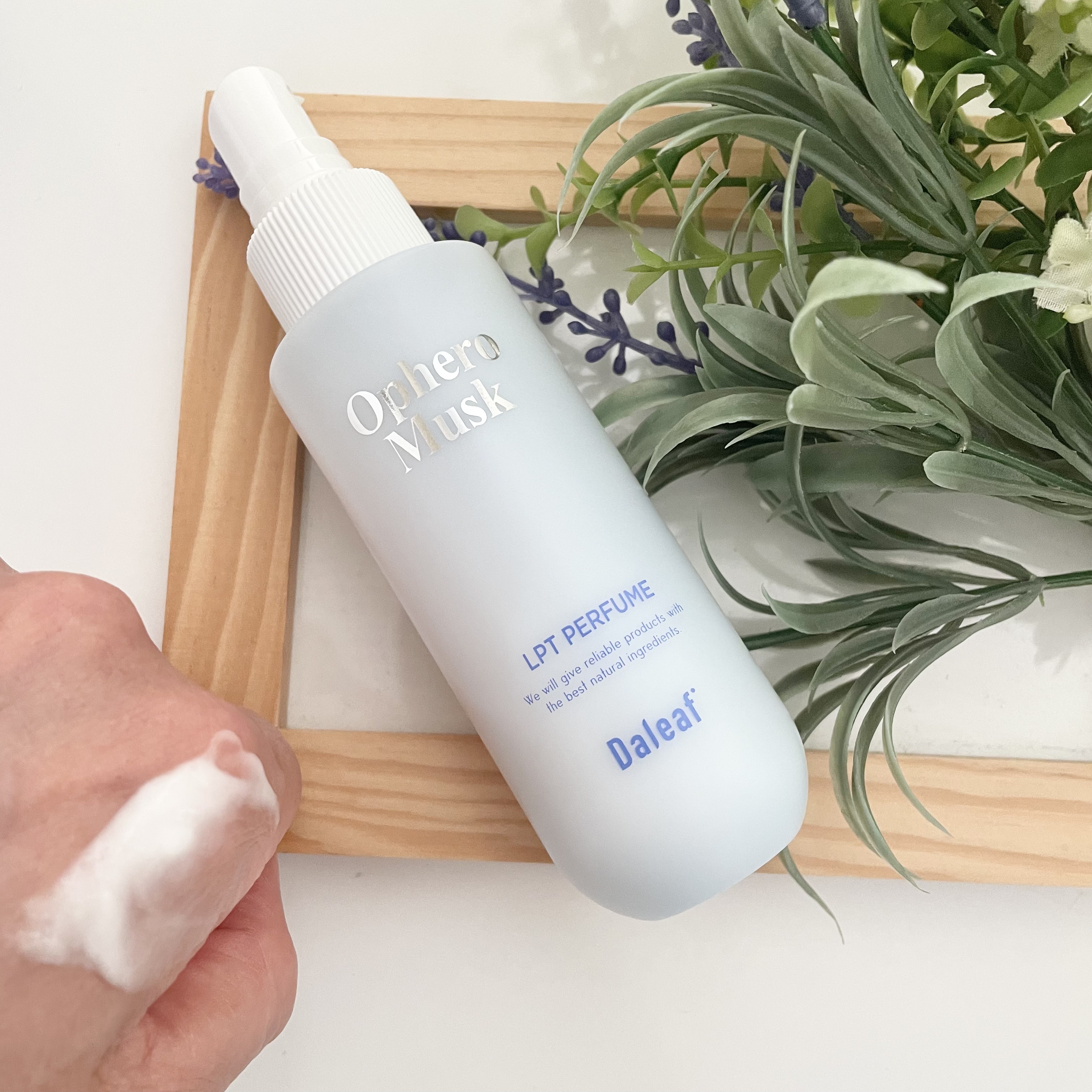 パフュームヘアパックインミスト Pink Breeze/Daleaf/アウトバストリートメントを使ったクチコミ（3枚目）