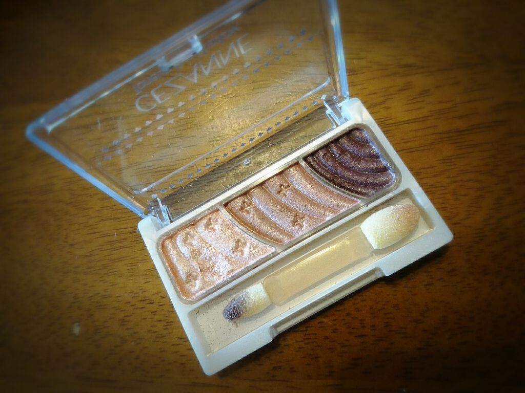 トーンアップアイシャドウ/CEZANNE/アイシャドウパレットを使ったクチコミ（1枚目）