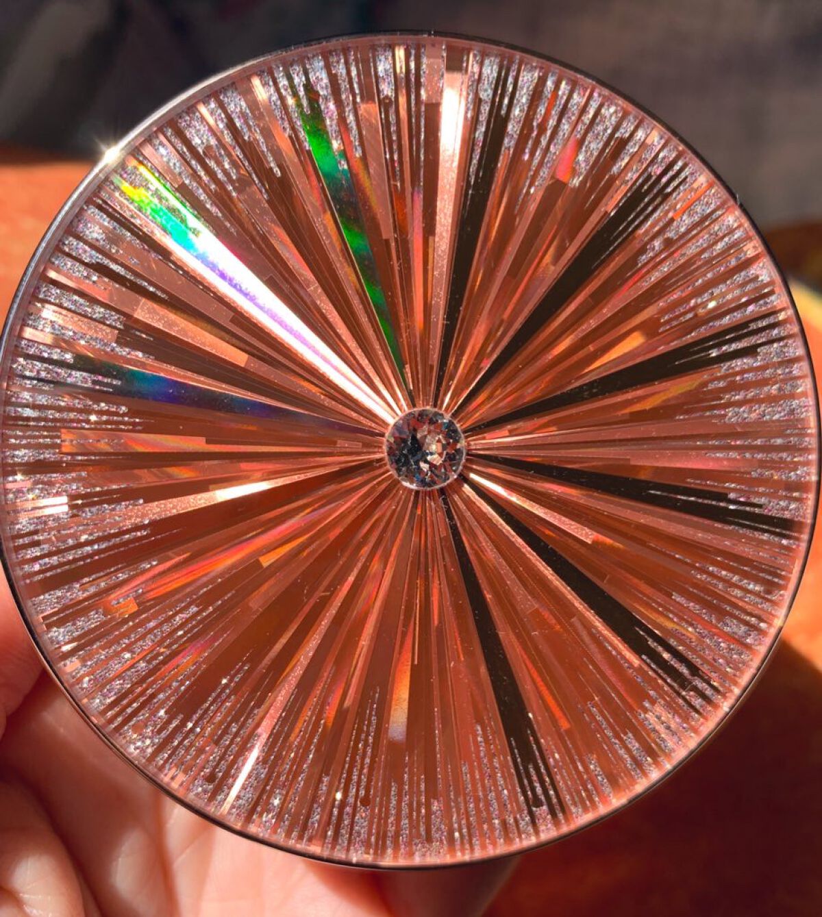 Essence Cover Pact High Jewelry Volume Essence/AGE20’s/パウダーファンデーションを使ったクチコミ（2枚目）