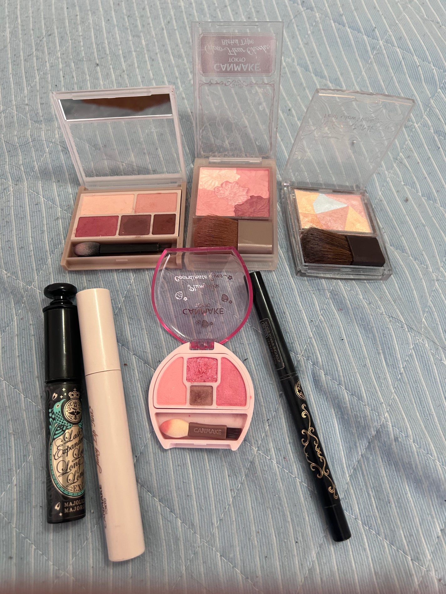 パーフェクトマルチアイズ/キャンメイク/アイシャドウパレットを使ったクチコミ(1枚目)