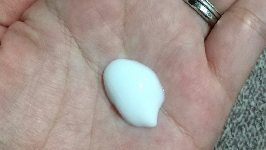 ディープリーエンリッチド ボディローション フローラルラベンダーの香り/ヴァセリン/ボディローションを使ったクチコミ(2枚目)