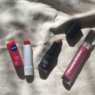 ベルベット マット リップスティック/e.l.f. Cosmetics/口紅を使ったクチコミ（2枚目）