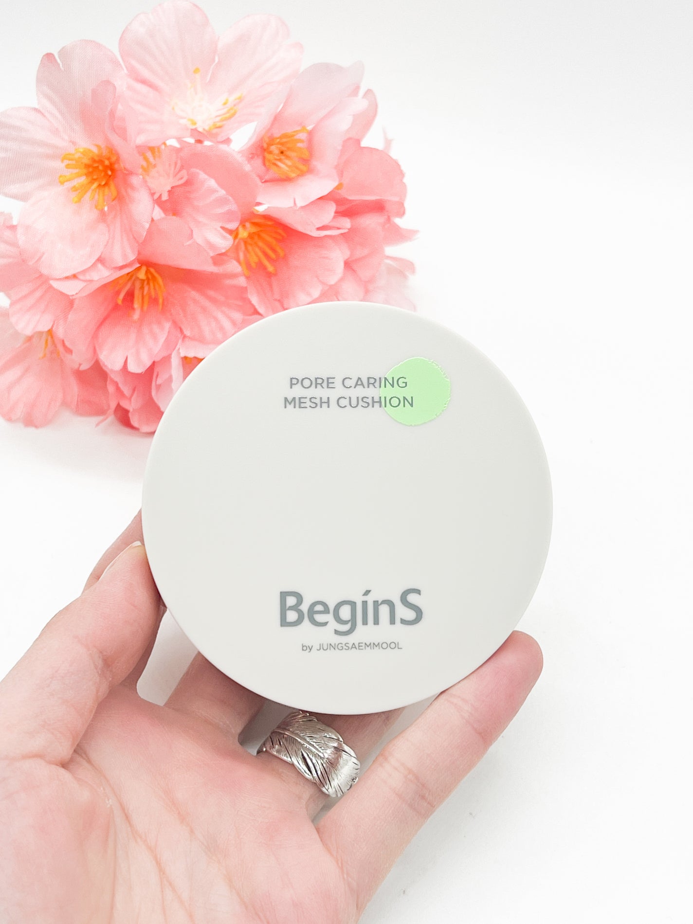 Pore Caring Mesh Cushion/BeginS by JUNGSAEMMOOL/クッションファンデーションを使ったクチコミ(2枚目)