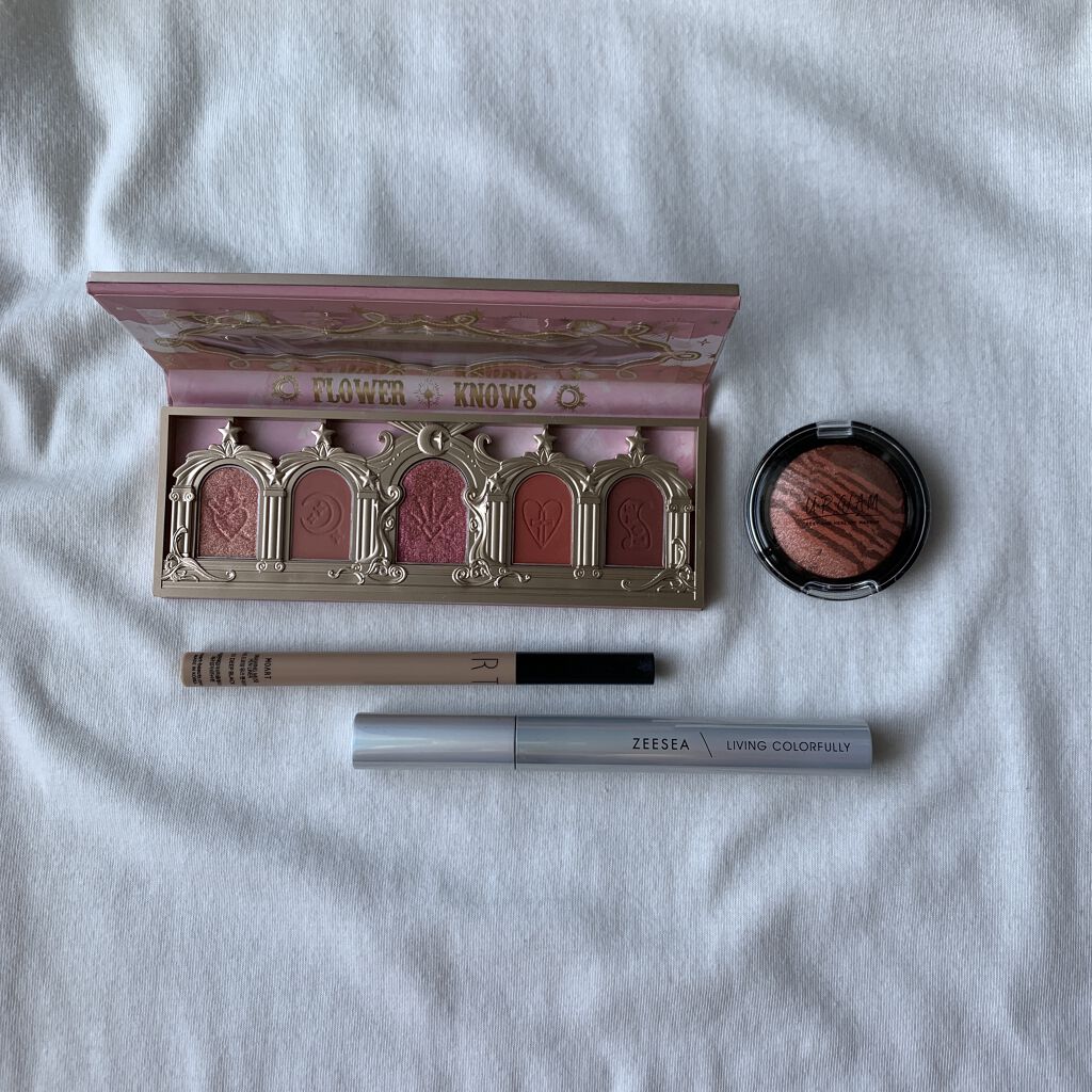 ユニコーンシリーズ アイシャドウパレット/FlowerKnows/アイシャドウパレットを使ったクチコミ（1枚目）