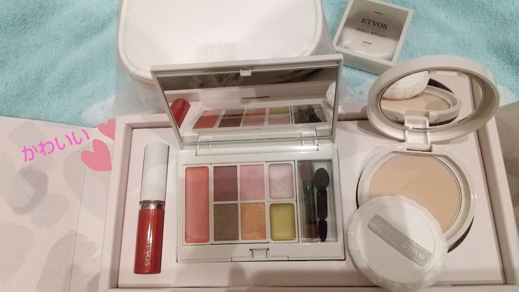 クリスマスコフレ 2020/エトヴォス/メイクアップキットを使ったクチコミ（2枚目）