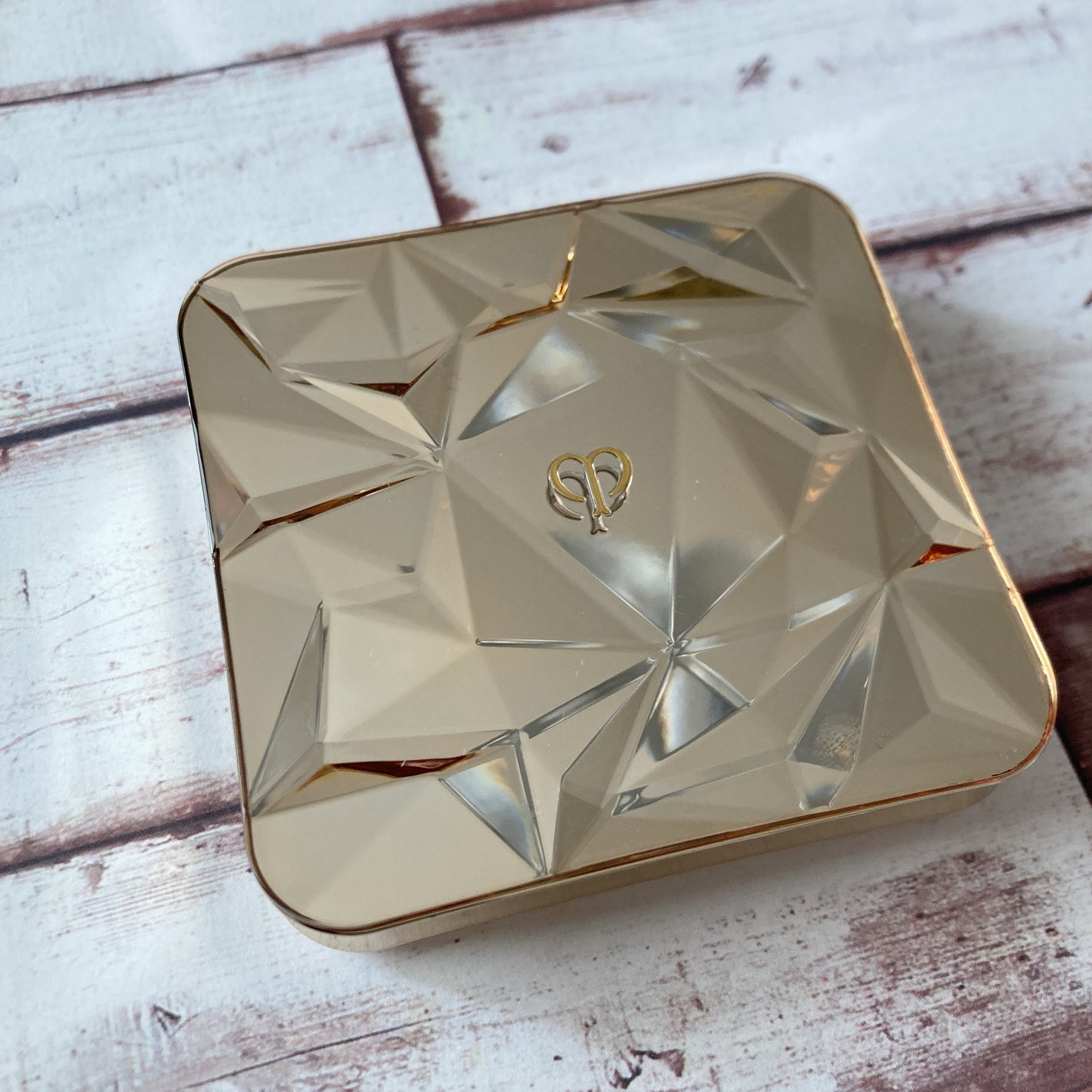 ル・レオスールデクラ /クレ・ド・ポー ボーテ/パウダーハイライトを使ったクチコミ(1枚目)