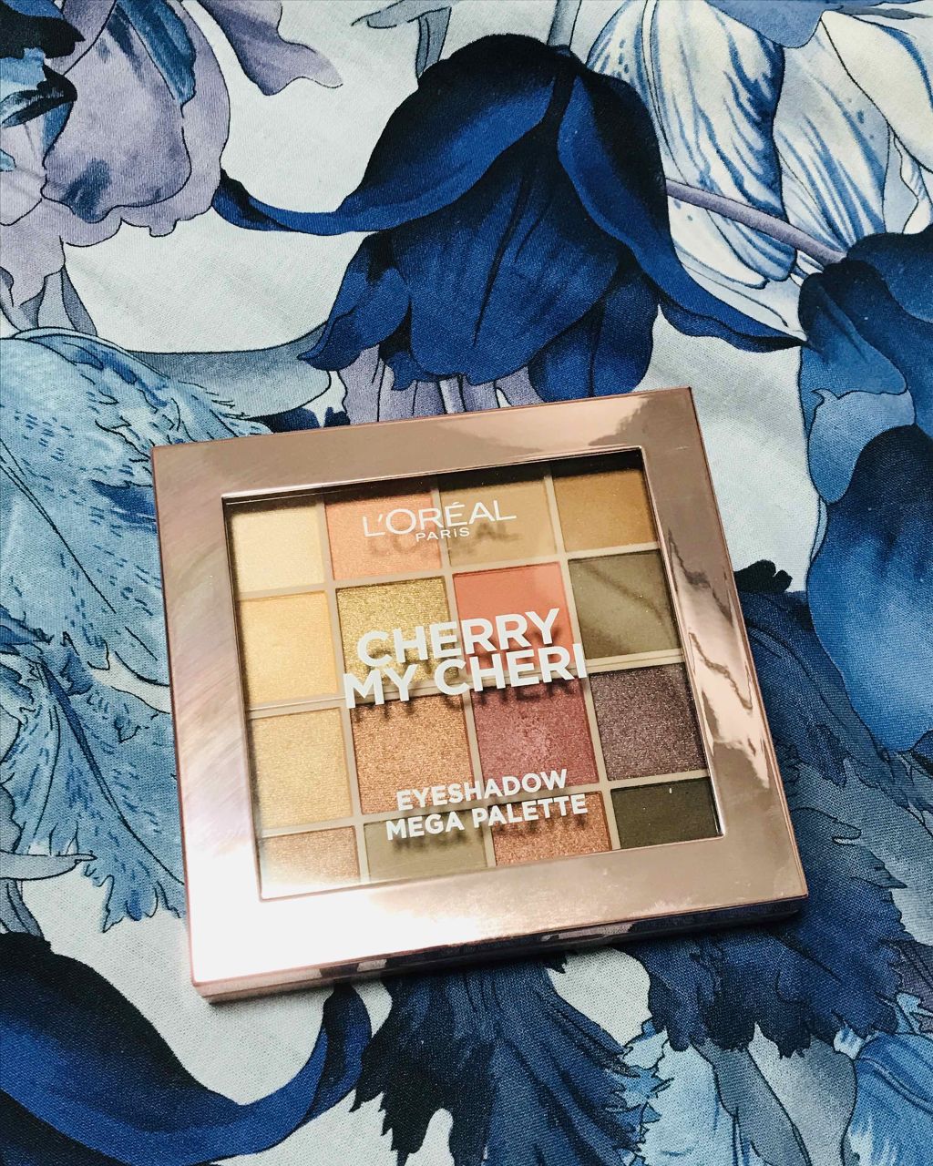 やんまる on LIPS 「ジューシーカラーで遊ぶ16色の高発色アイパレットロレアルパリア..」(2枚目)