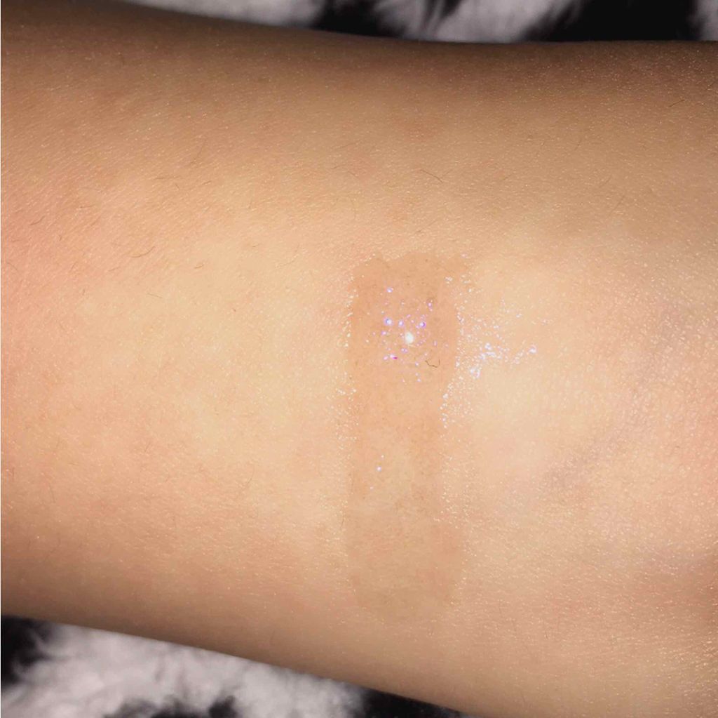 カラーエナメルグロス/KATE/リップグロスを使ったクチコミ(2枚目)