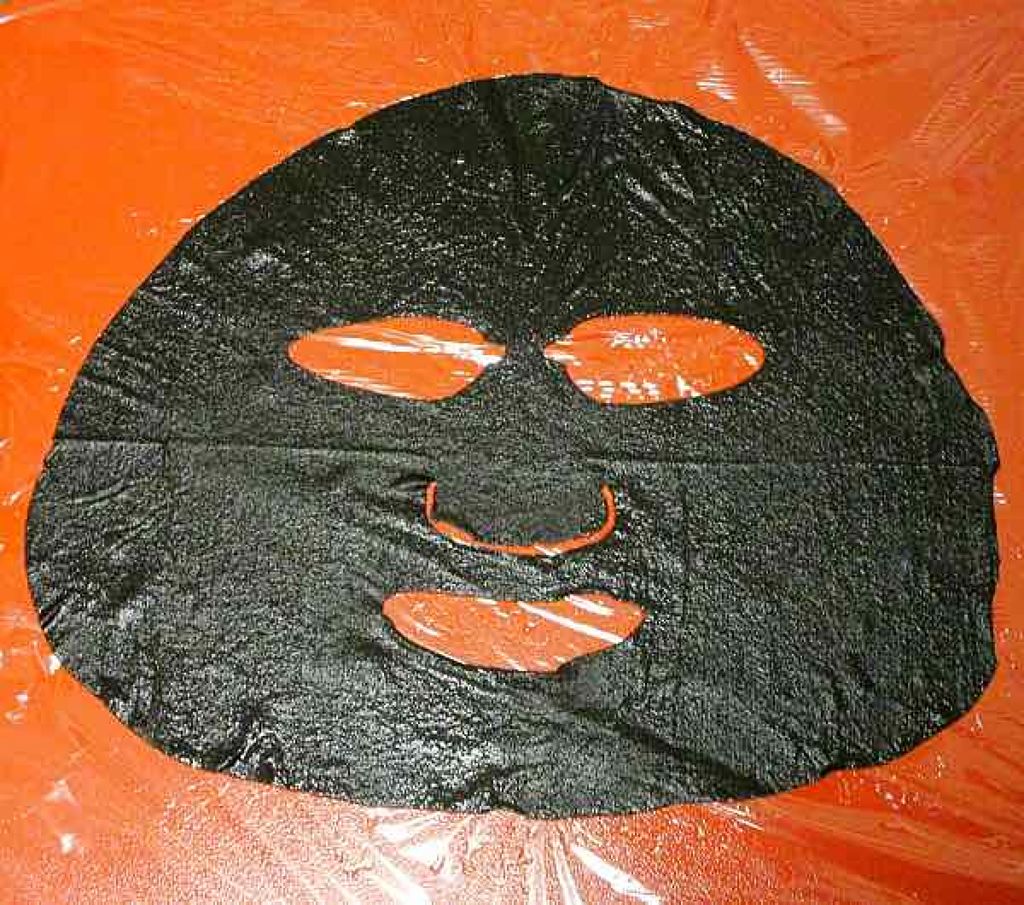 スキンタイトニングケアマスク/LEUNGESSMORE/シートマスク・パックを使ったクチコミ（2枚目）