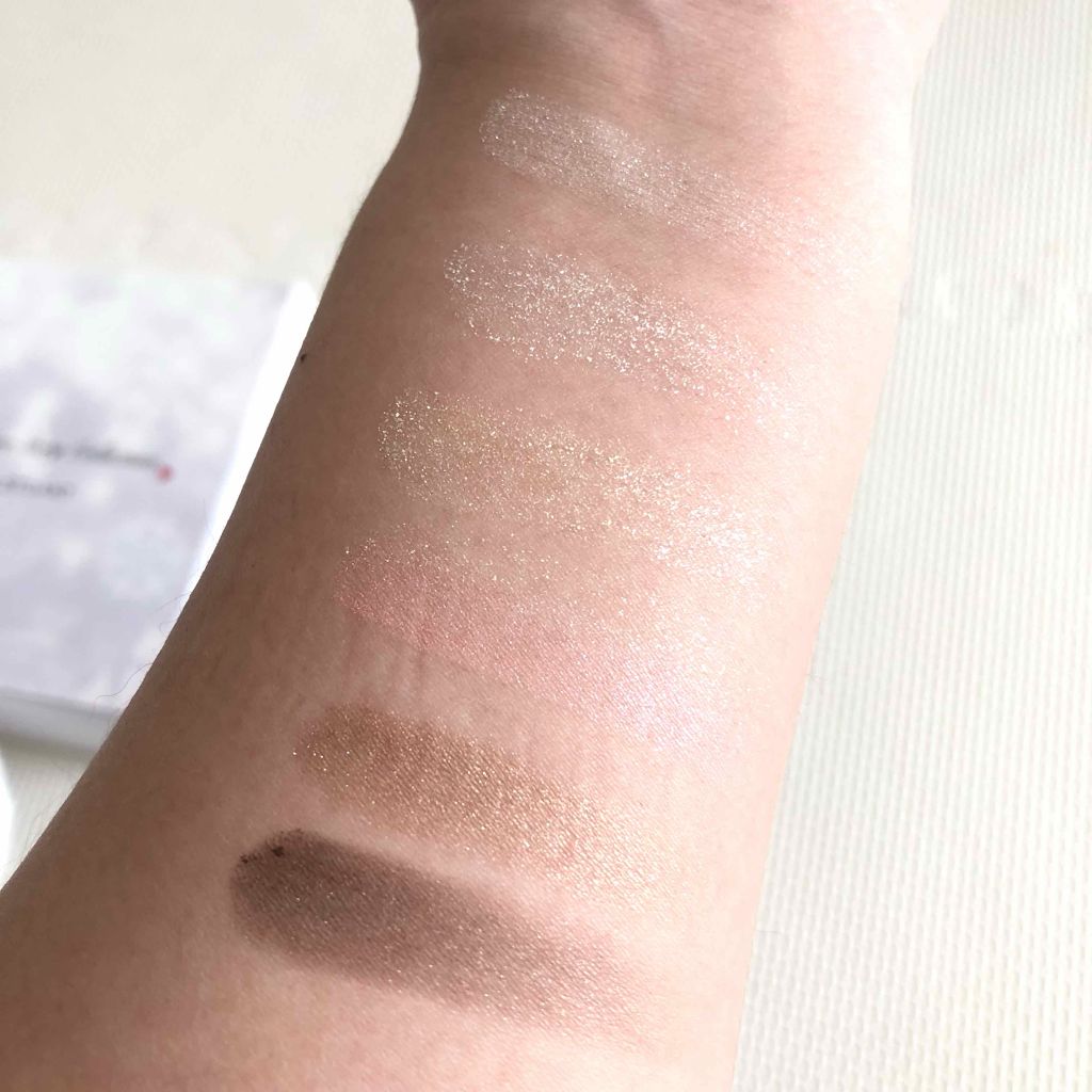 ホワイトラブストーリー コレクション (クリスマスコフレ 2018)/JILL STUART/メイクアップキットを使ったクチコミ(4枚目)