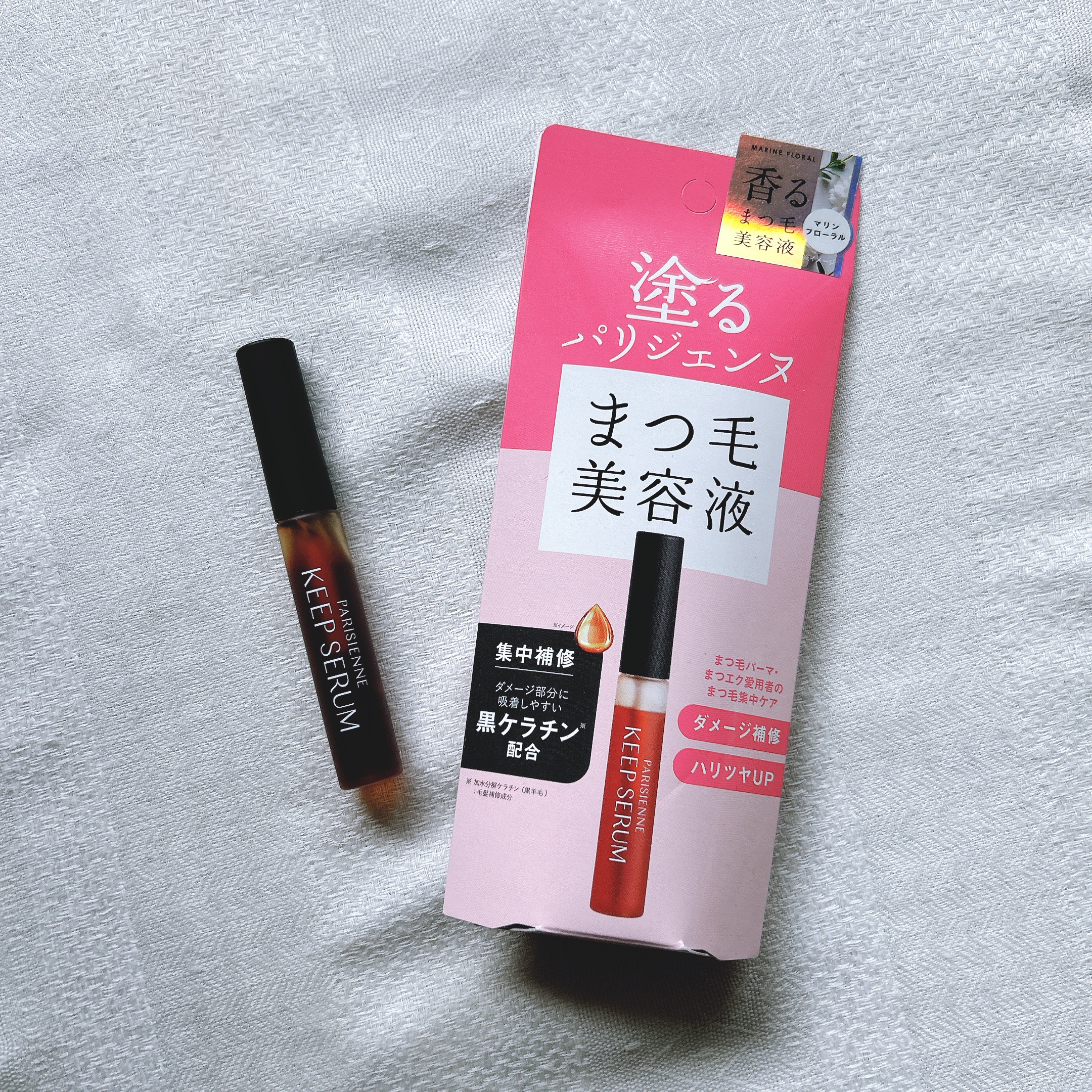 【商品概要】
パリジェンヌキープセラムは、パリジェンヌラッシュリフトやまつ毛パーマ後のまつ毛のダメージをケアするまつ毛美容液。

・2種類のケラチン配合：羊毛と黒羊毛由来のケラチンが、まつ毛の内側と外側からWでトリートメントし、ダメージを補