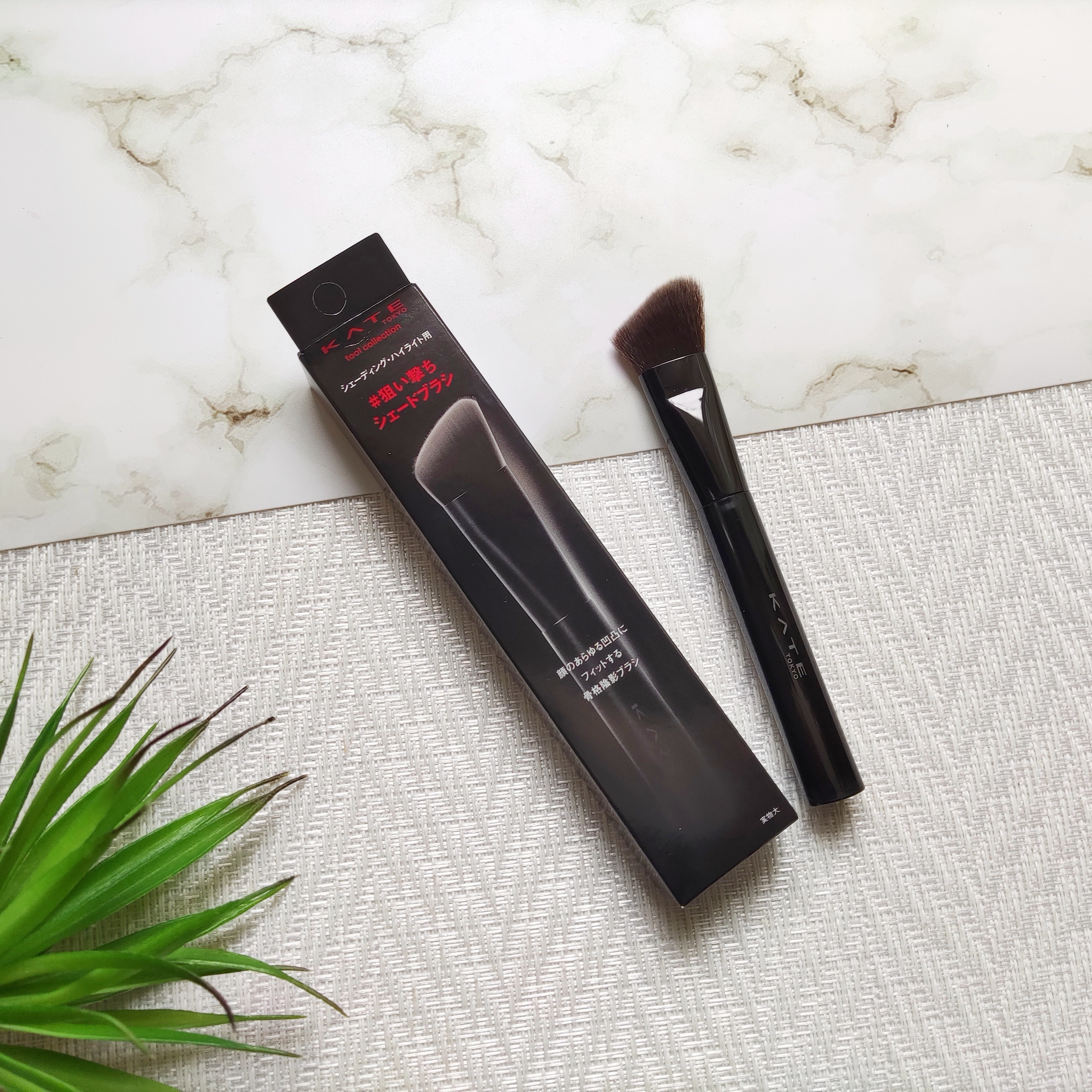 KATE マルチシェーディングブラシのクチコミ「#PR #ケイト

どんなメイクも思いのままに✨👀
＼ケイト マルチシェーディングブラシ／

.....」（1枚目）