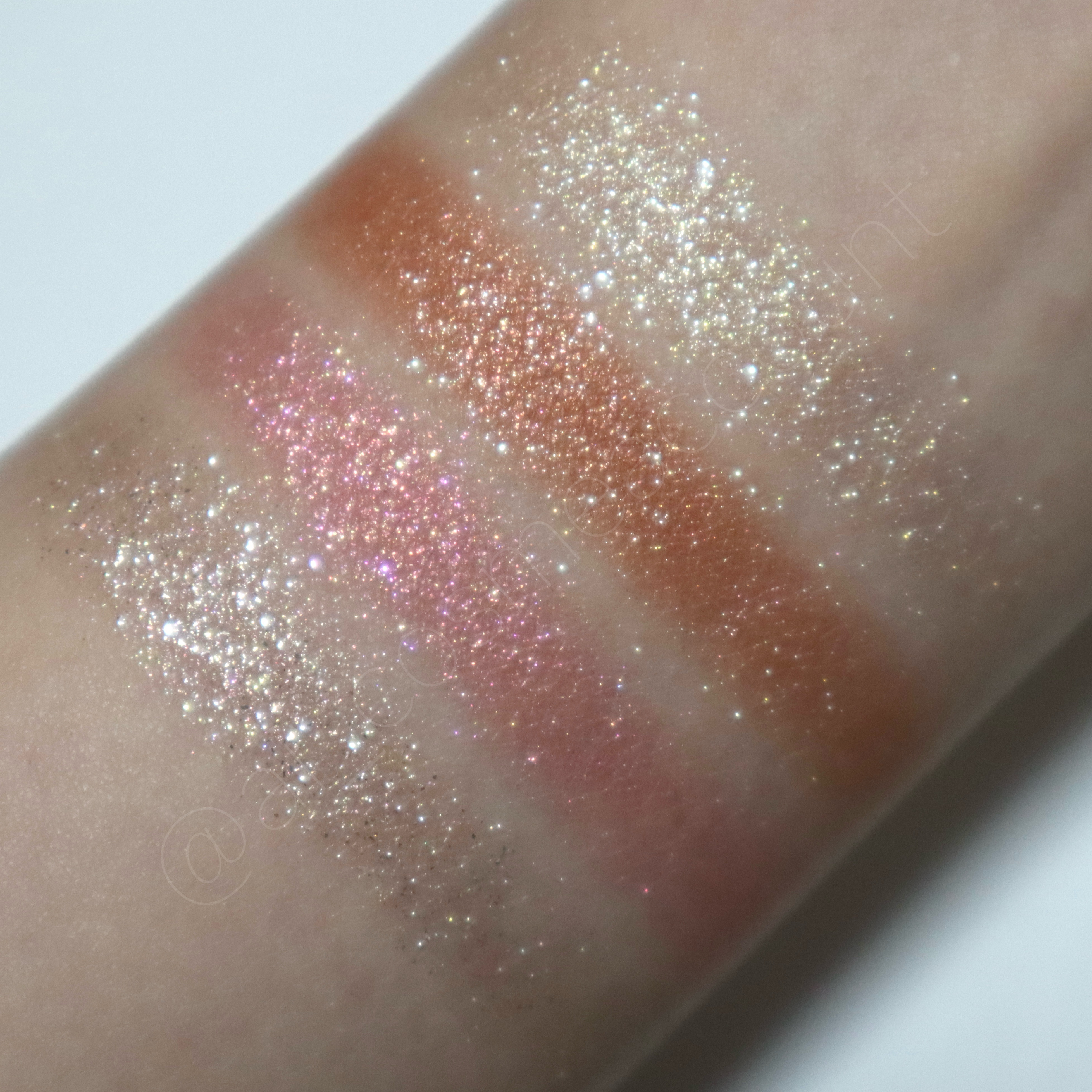 THE アイパレR/b idol/アイシャドウパレットを使ったクチコミ（3枚目）