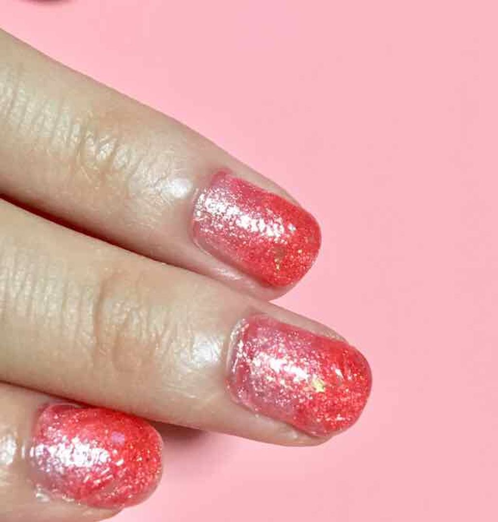 カラフルネイルズ/キャンメイク/マニキュアを使ったクチコミ（3枚目）