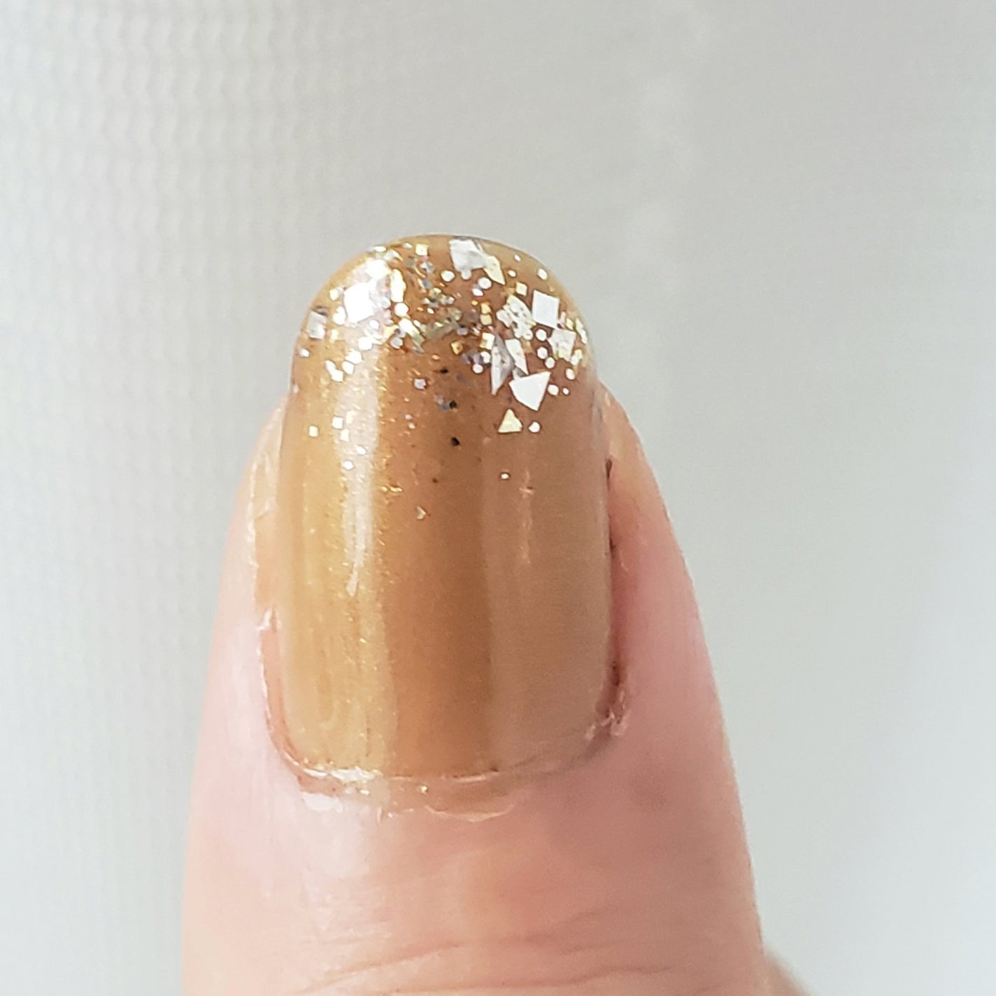 土木系おねいさん on LIPS 「今日のネイル💅パラドゥ新作のムーンライトソルトを使って、ラメグ..」(3枚目)