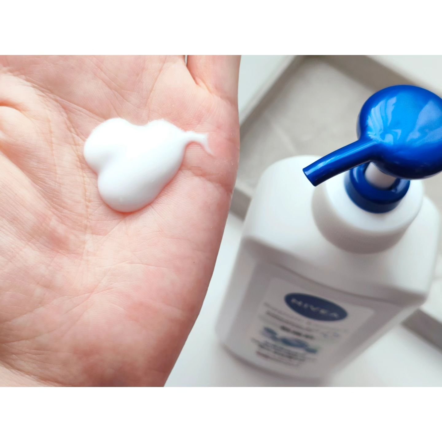 ニベア リペアエキスパート 薬用ボディミルク 乾燥肌用/ニベア/ボディミルクを使ったクチコミ（2枚目）