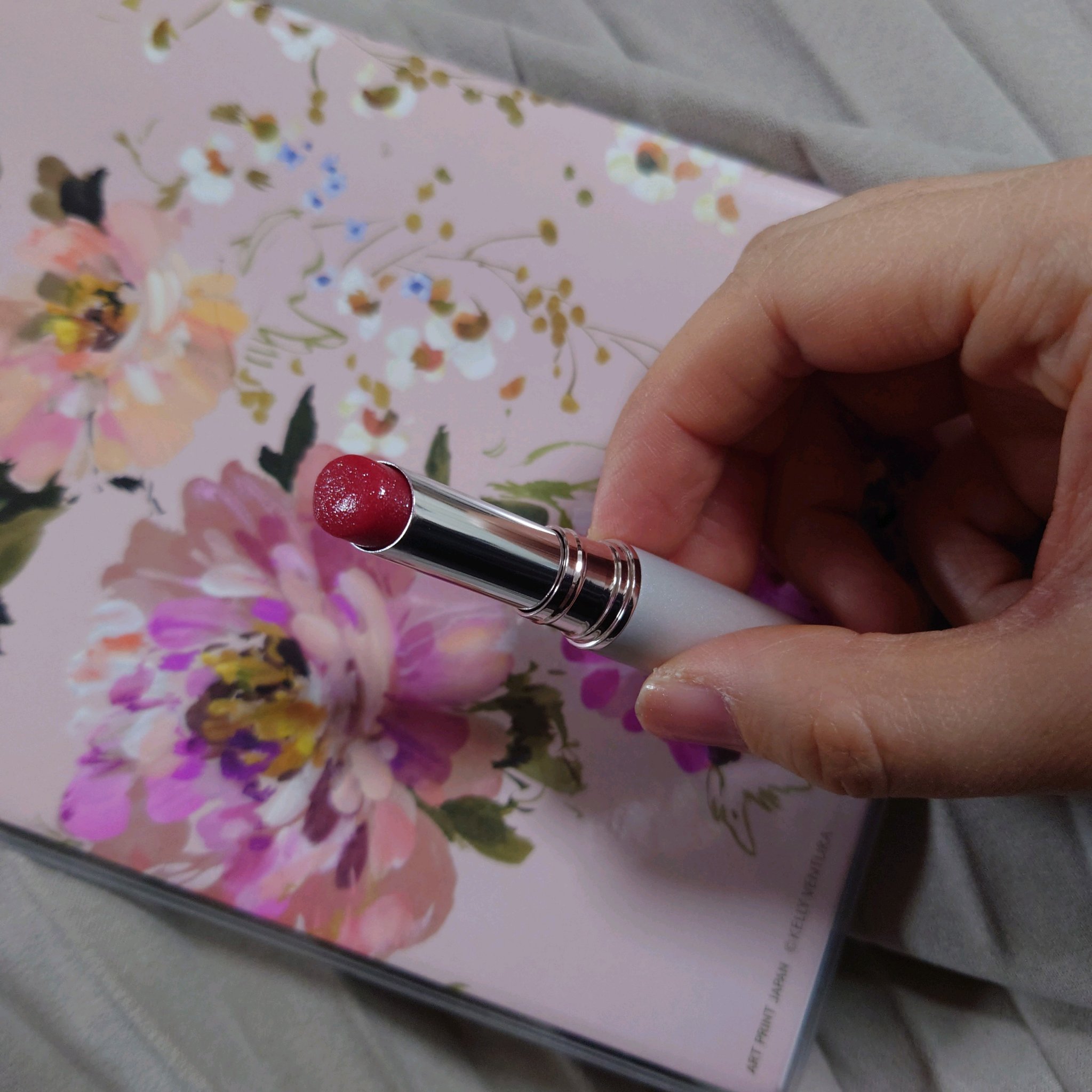 サクラヴェールリップ RD01　燃ゆる紅桜色（プランパー）/パラドゥ/リップクリームを使ったクチコミ（2枚目）