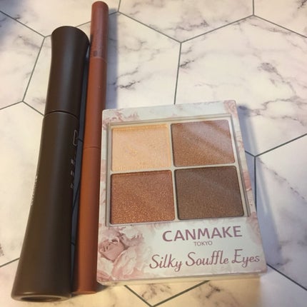 シルキースフレアイズ/キャンメイク/アイシャドウパレットを使ったクチコミ(2枚目)