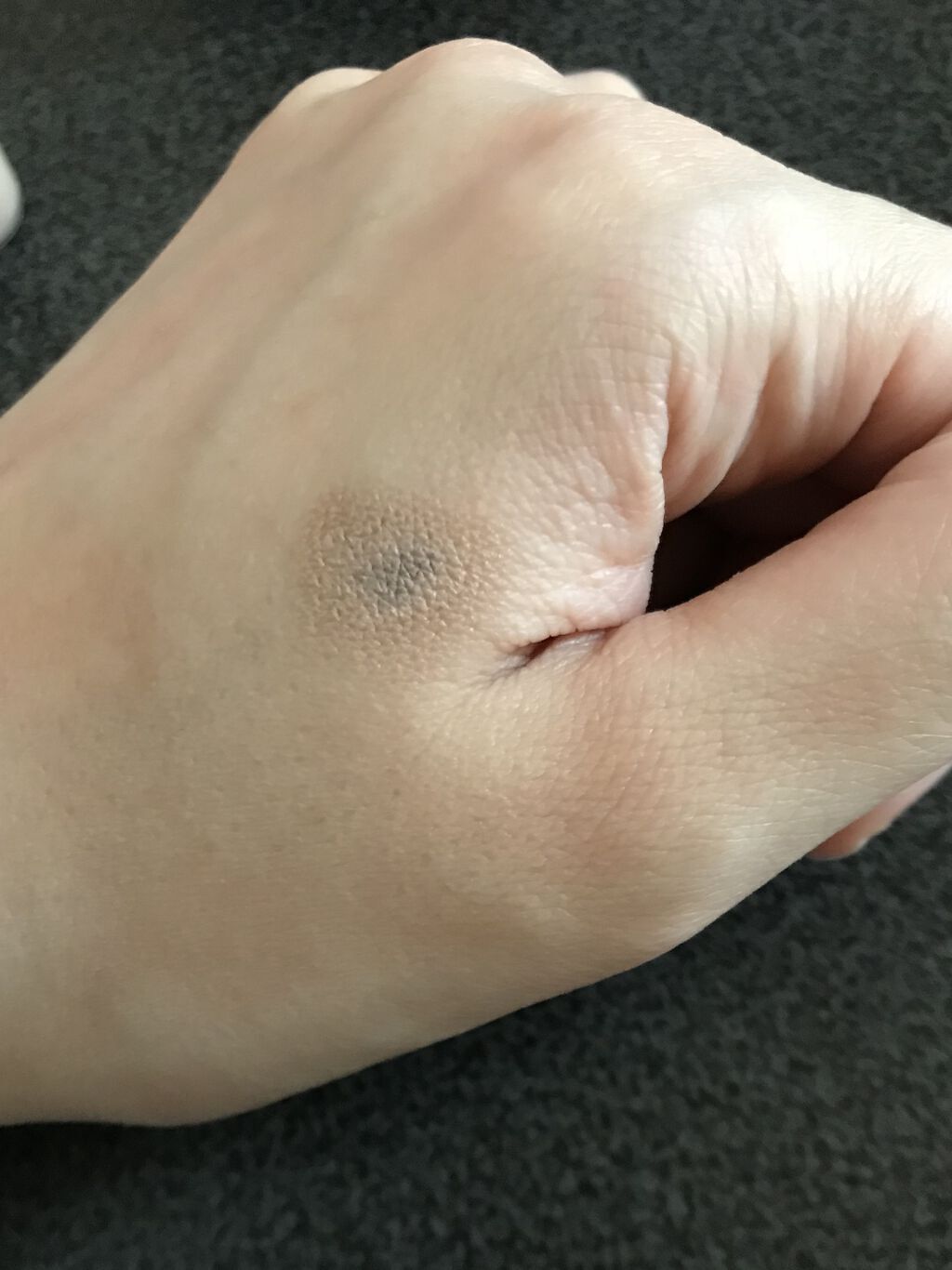 カバーパーフェクション チップコンシーラー 01 クリアベージュ/the SAEM/リキッドコンシーラーを使ったクチコミ（3枚目）