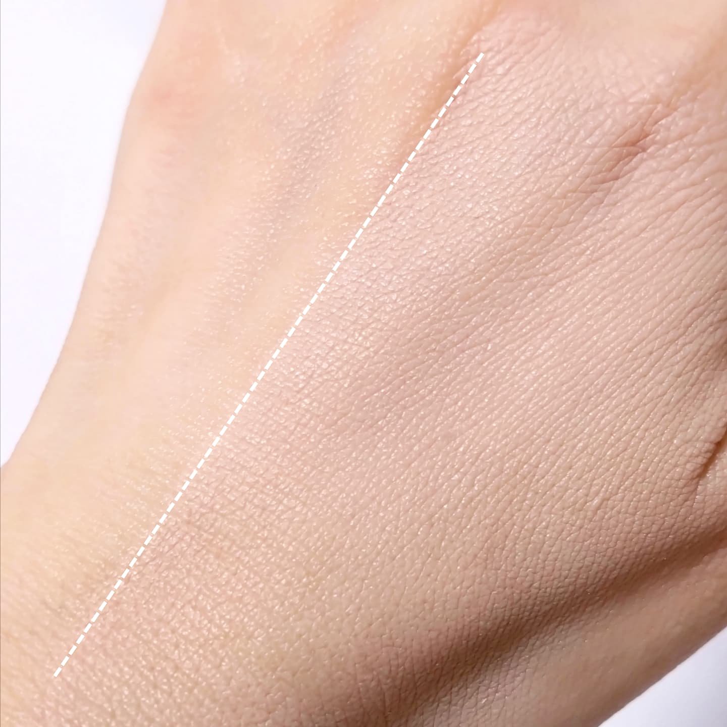 カバーステイン パーフェクティング ファンデーション M01ピンクオークル/VDL/リキッドファンデーションを使ったクチコミ（3枚目）