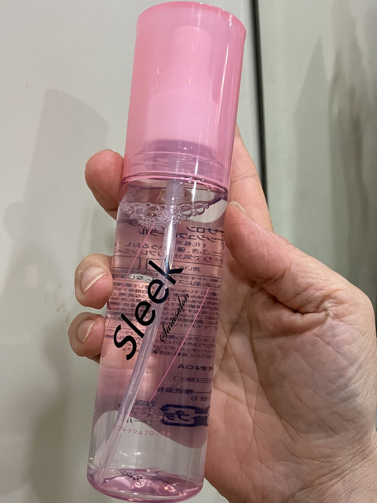 ヘア＆ボディミスト リフレッシュフローラルの香り/スリーク by サラサロン/ヘアミストを使ったクチコミ（1枚目）