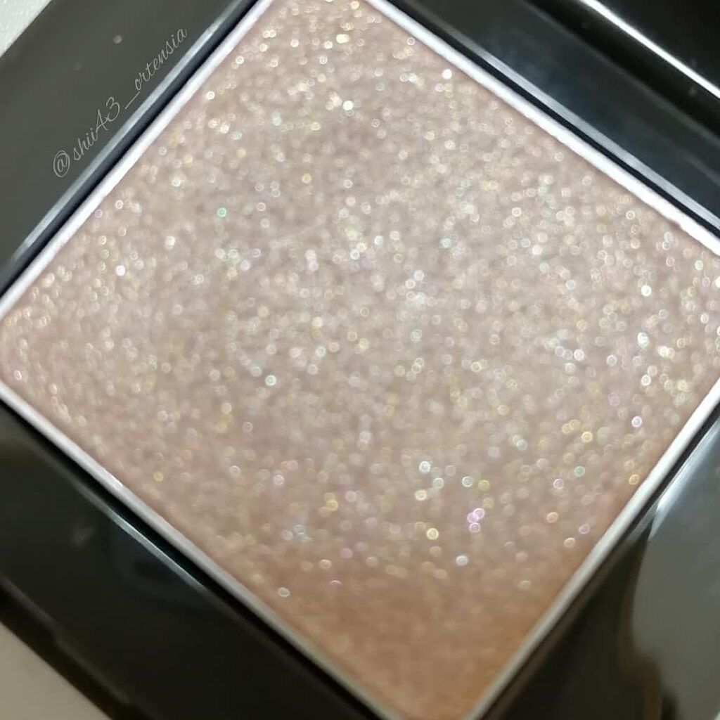 ニュアンス アイシャドウ w02 Amaoto〈雨音〉/OSAJI/単色アイシャドウを使ったクチコミ（3枚目）