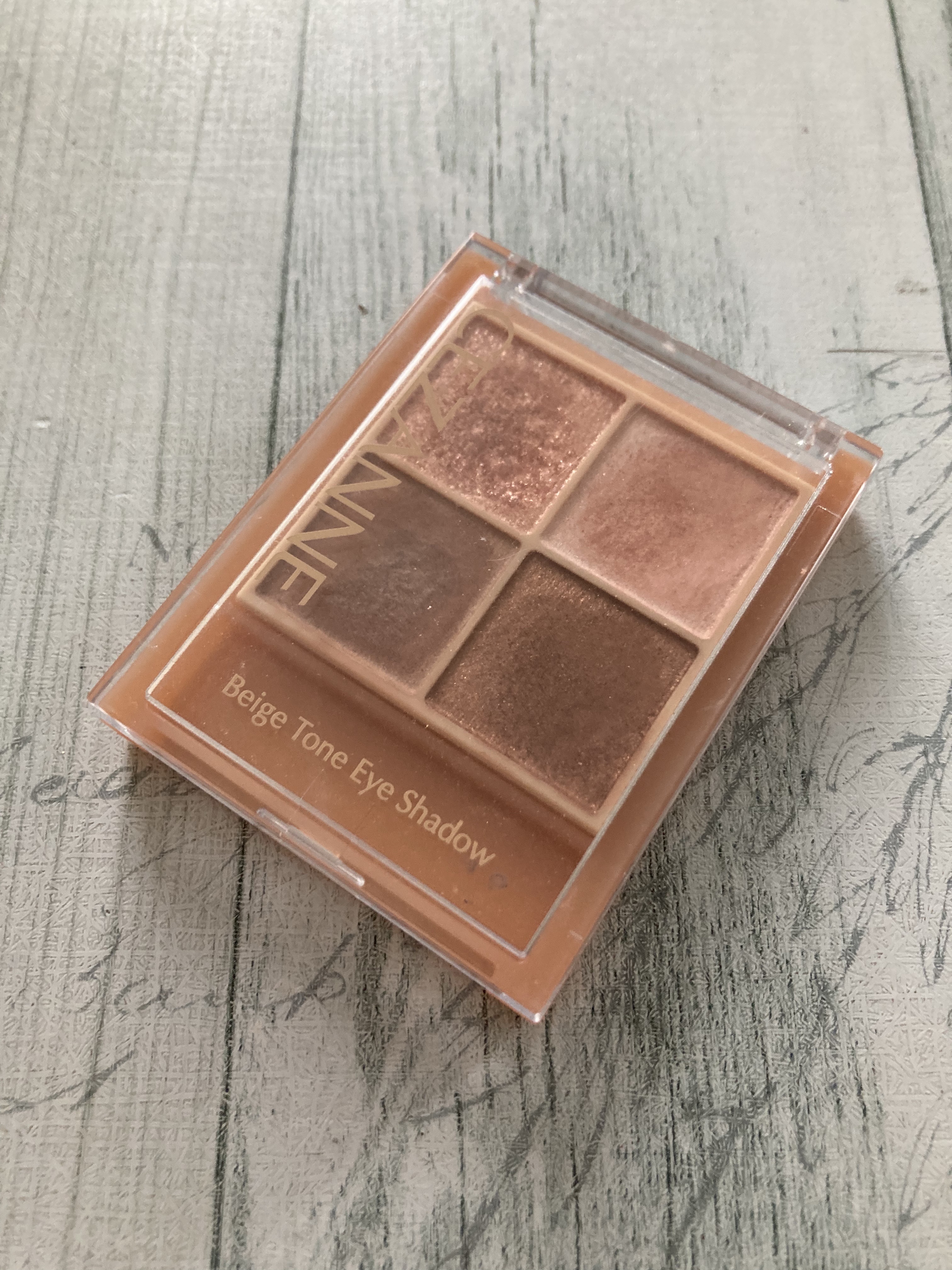 ベージュトーンアイシャドウ 02 ロージーベージュ/CEZANNE/アイシャドウパレットを使ったクチコミ（1枚目）